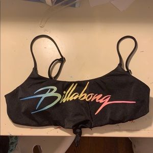 NEVER WORN BILLABONG BSUIT